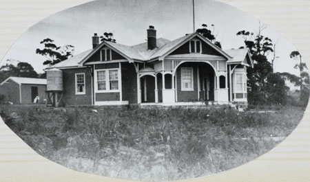 Home Hill, 1916