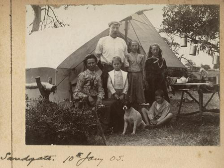 photograph of the Williams family campsite at Sandgate, 1905