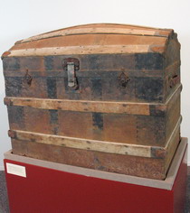 Wood and iron travelling trunk